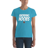 Avoiding Noobs Tee - Women - 00LvL